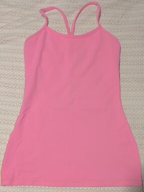 EUC lululemon power Y tank sz 4